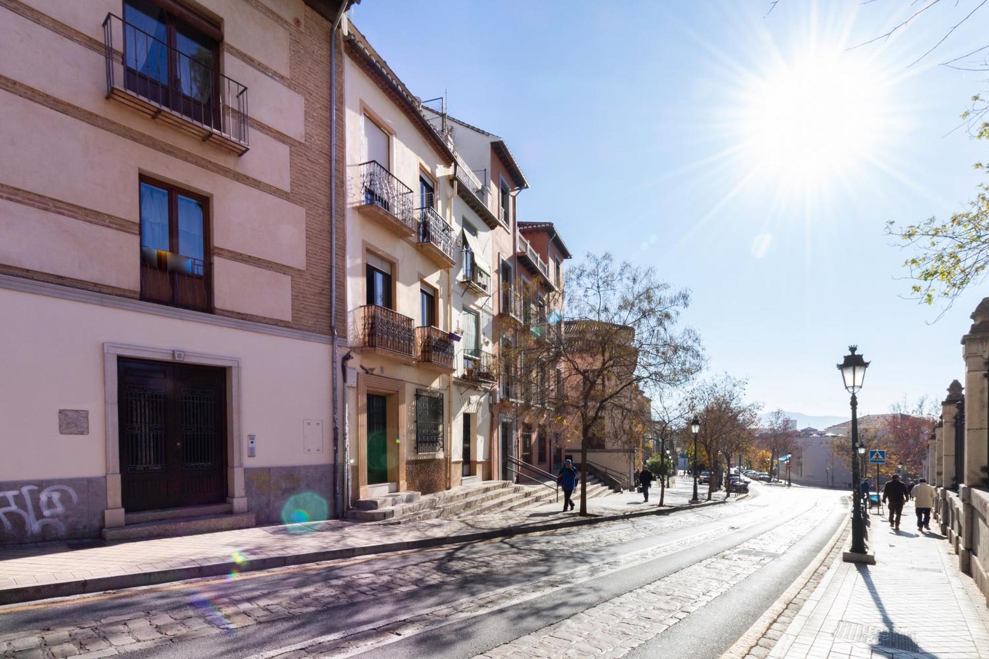 Atico Junto Al Albaicin Con Terraza Apartment *